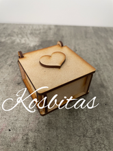 Cargar imagen en el visor de la galería, Mini caja corazón
