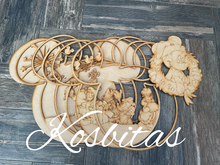 Cargar imagen en el visor de la galería, Corona Disney multicapa
