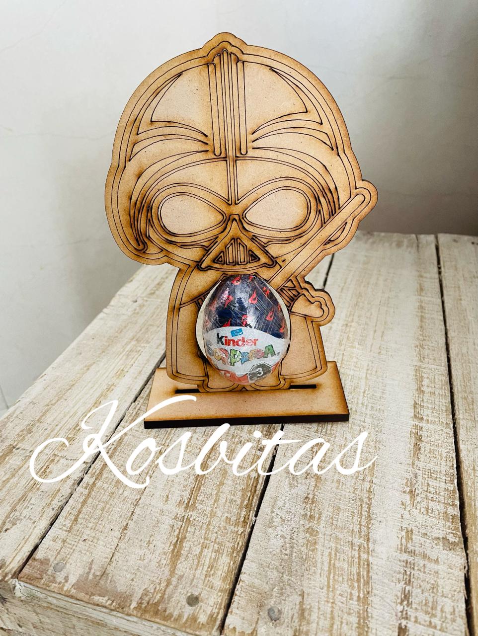 Darth vader porta huevito con base