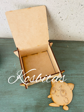 Cargar imagen en el visor de la galería, Caja personaje 8
