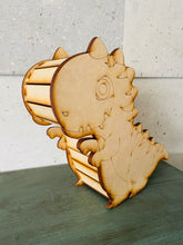 Cargar imagen en el visor de la galería, Caja dinosaurio  27x20 cm
