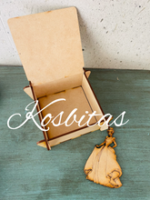 Cargar imagen en el visor de la galería, Caja personaje 10
