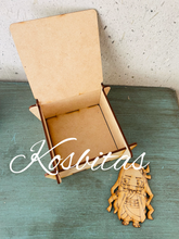 Cargar imagen en el visor de la galería, Caja personaje 3
