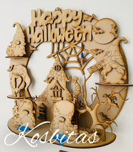 Cargar imagen en el visor de la galería, Corona Gnomos Happy Halloween
