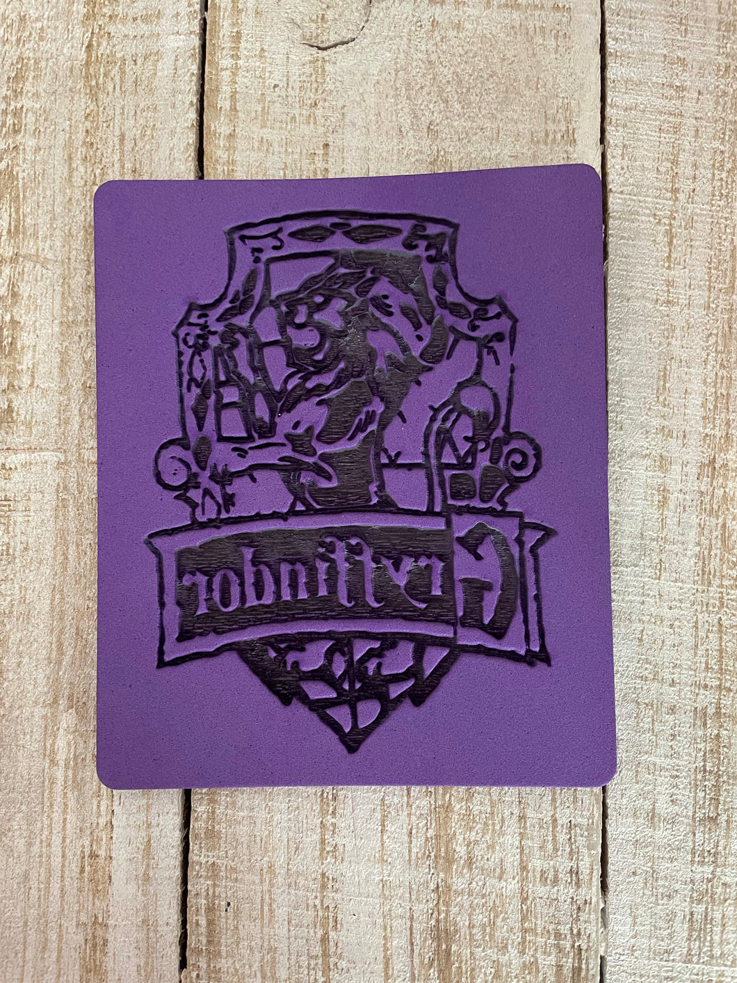 Sello Gryffindor. 11x13cm